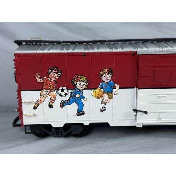 LGB 4191CS Campbell’s Soup Kids Playing G Scale Boxcar Limited - Picture 2 of 7